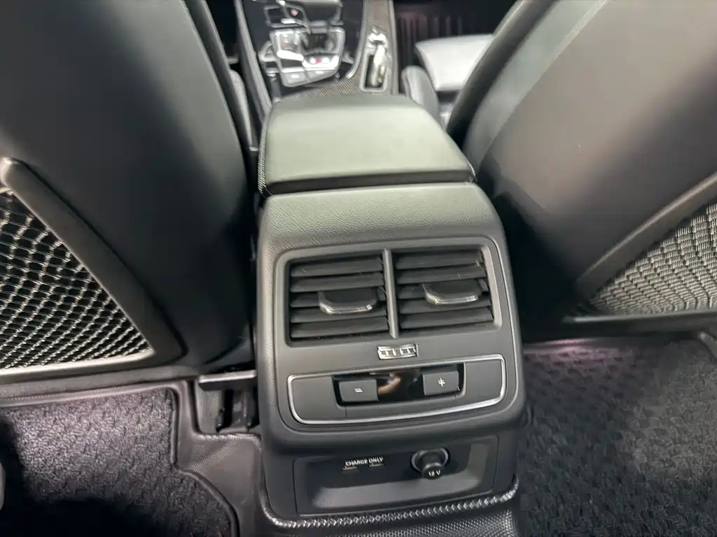 Audi S4 — миниатюра 13