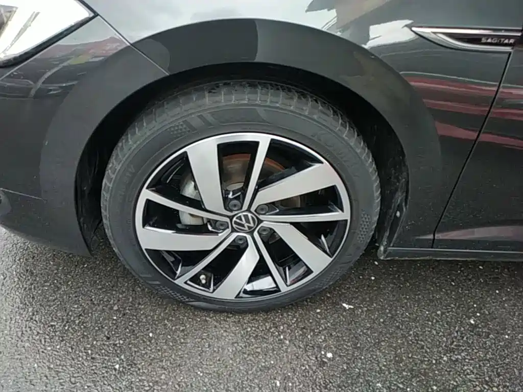 Volkswagen Sagitar — миниатюра 23