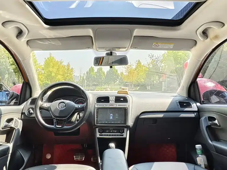 Volkswagen Polo — миниатюра 10