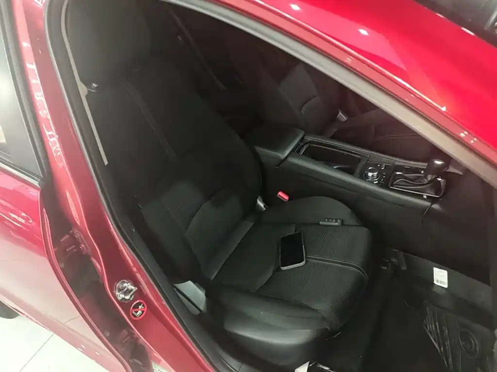 Mazda 3 Axela — миниатюра 25