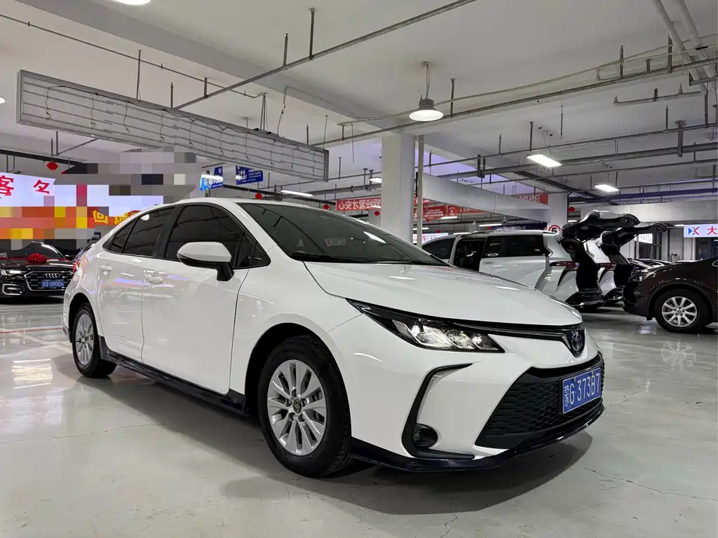 Toyota Corolla — миниатюра 3