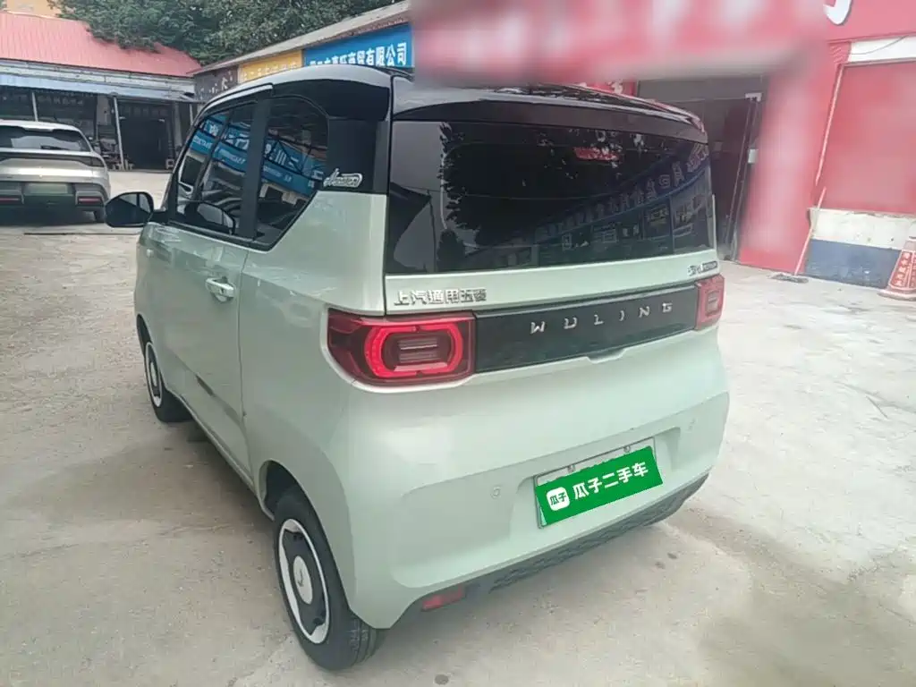 Wuling MINIEV — миниатюра 5