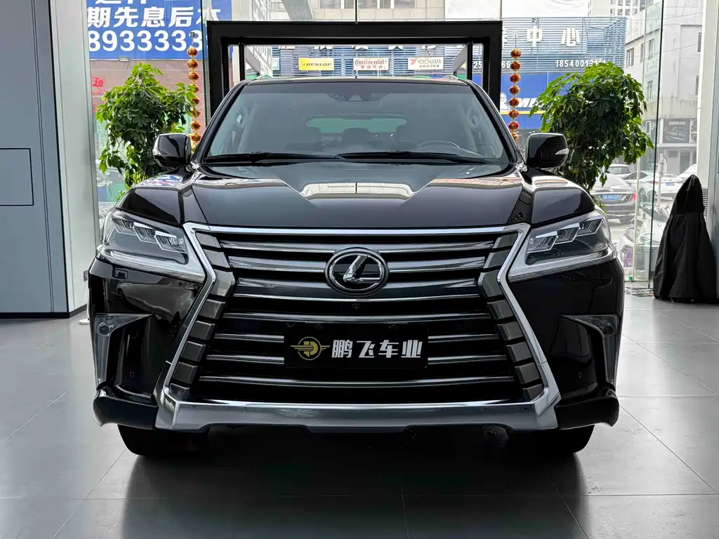 Lexus LX 2021 570