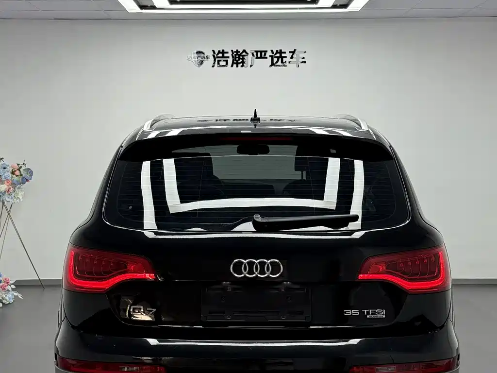 Audi Q7 — миниатюра 5