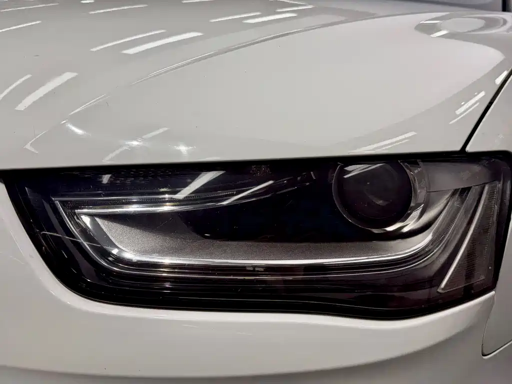 Audi A4L — миниатюра 4