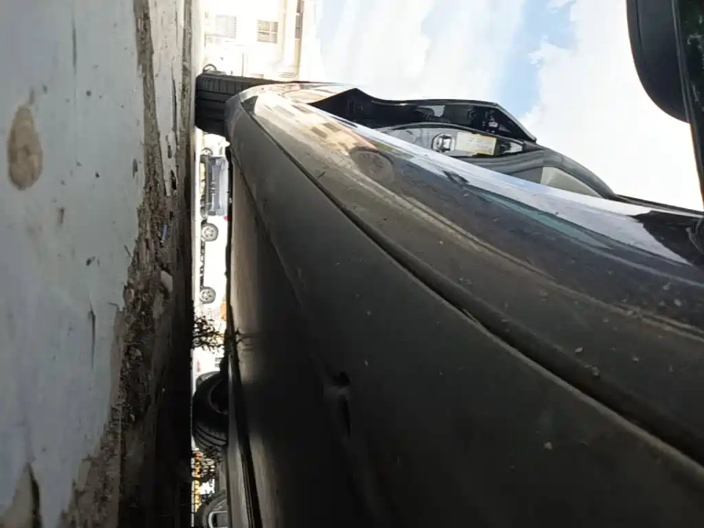 Tesla Model 3 — миниатюра 21