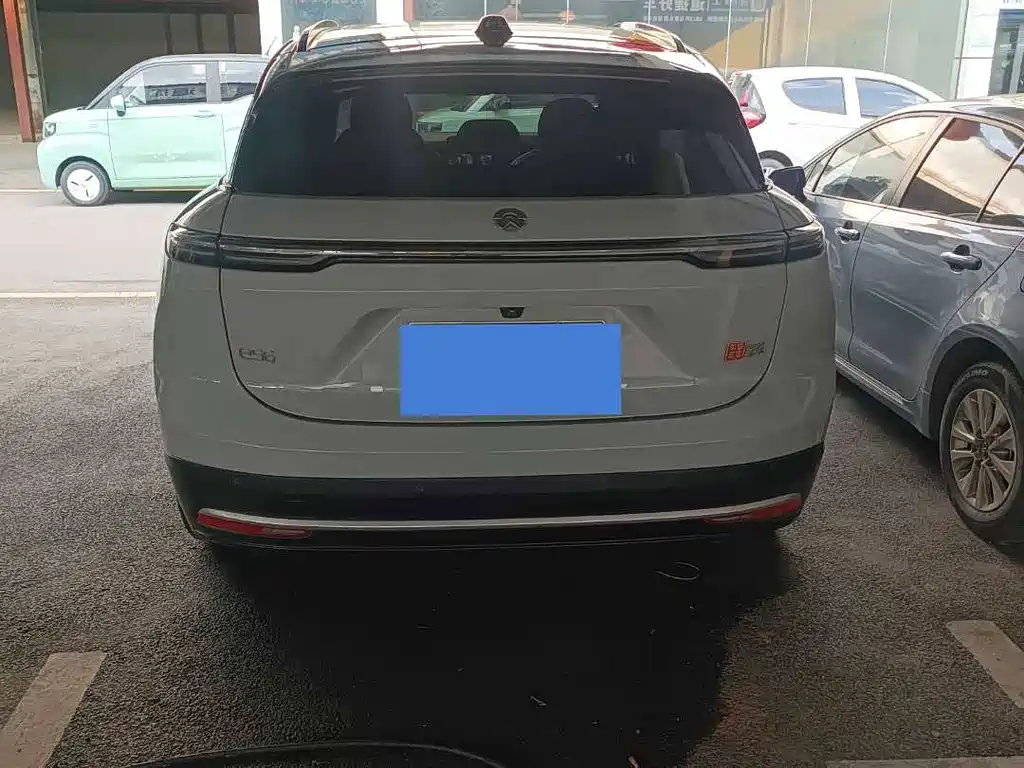 NIO ES6 — миниатюра 10