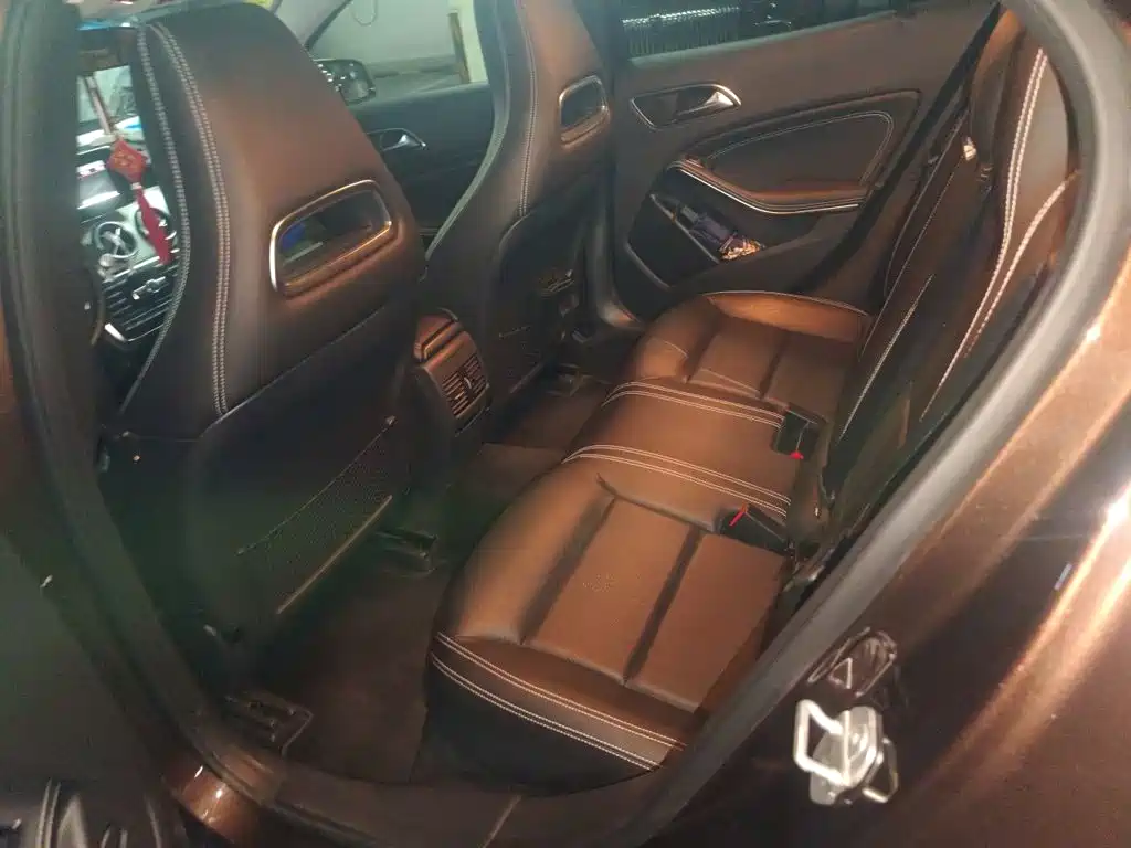 Mercedes-Benz GLA — миниатюра 18