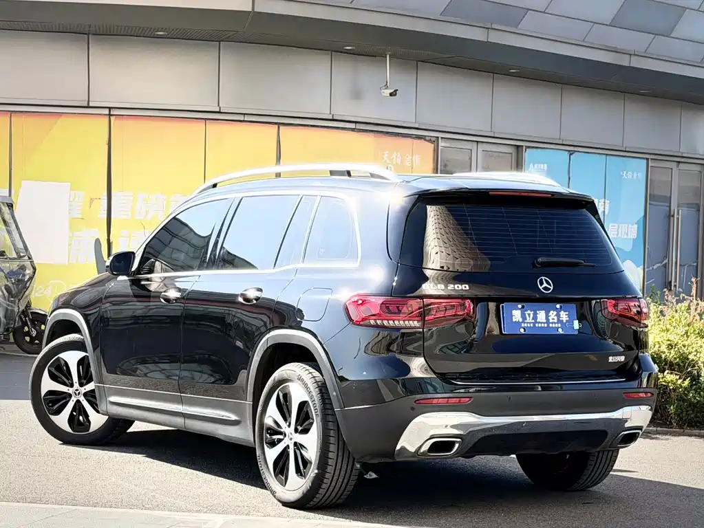 Mercedes-Benz GLB — миниатюра 5