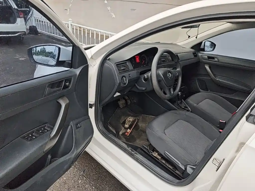 Volkswagen Santana — миниатюра 16