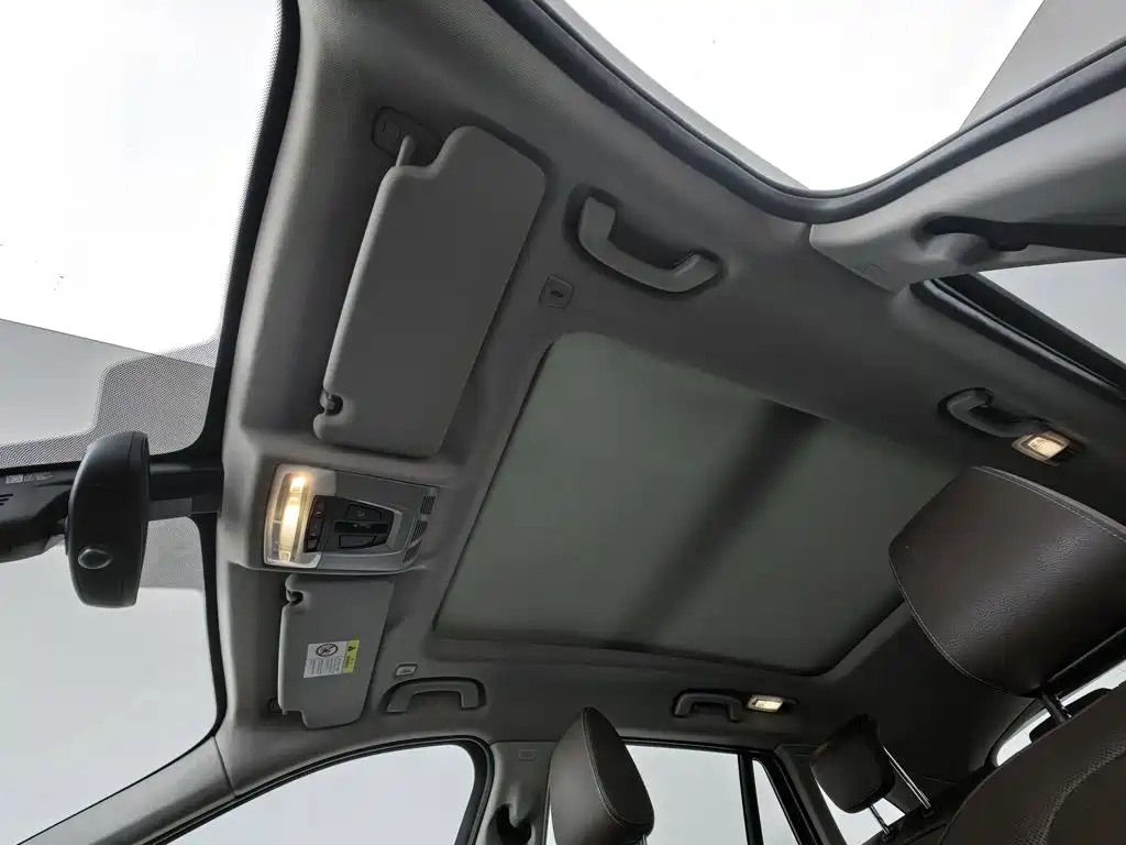 BMW X1 — миниатюра 14