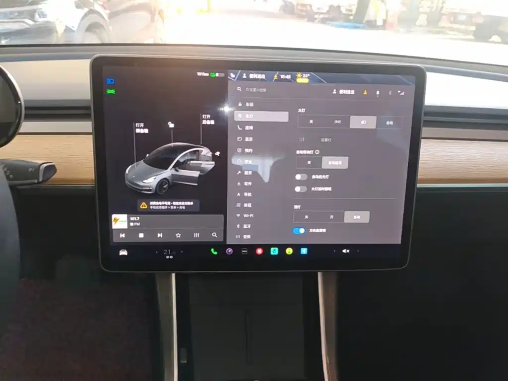Tesla Model 3 — миниатюра 13