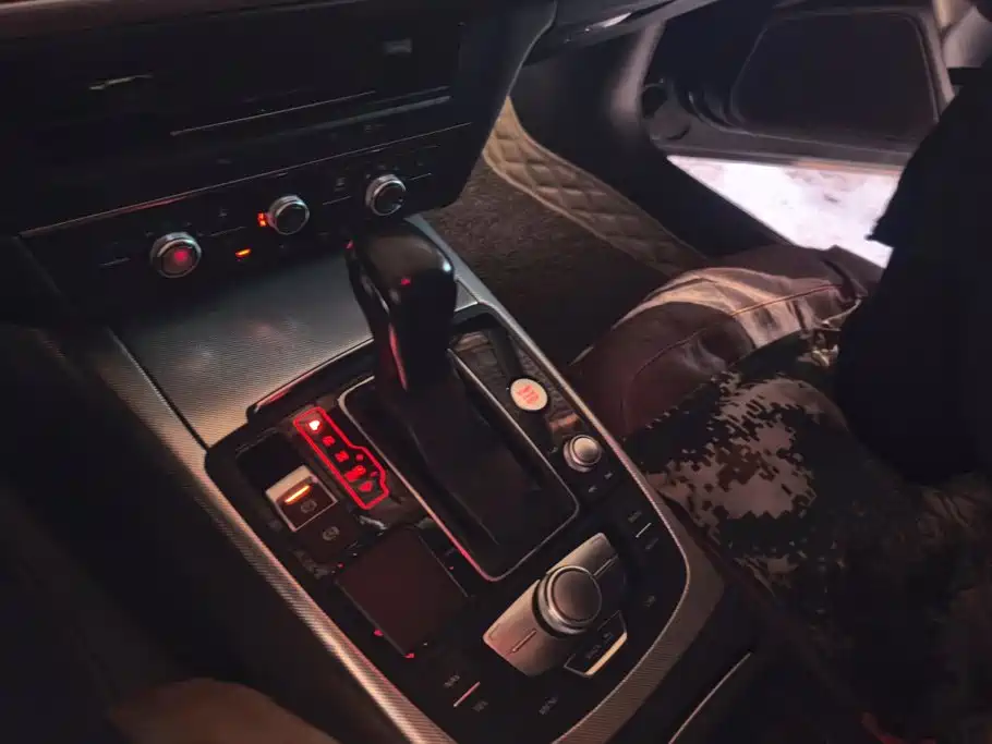 Audi A6L — миниатюра 16