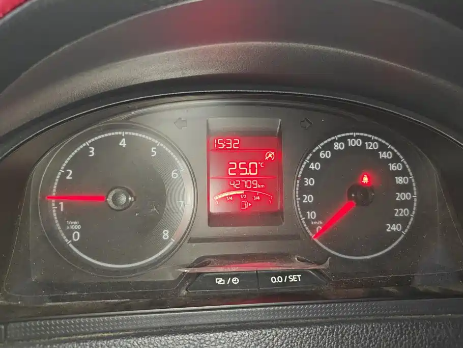 Volkswagen Santana — миниатюра 14