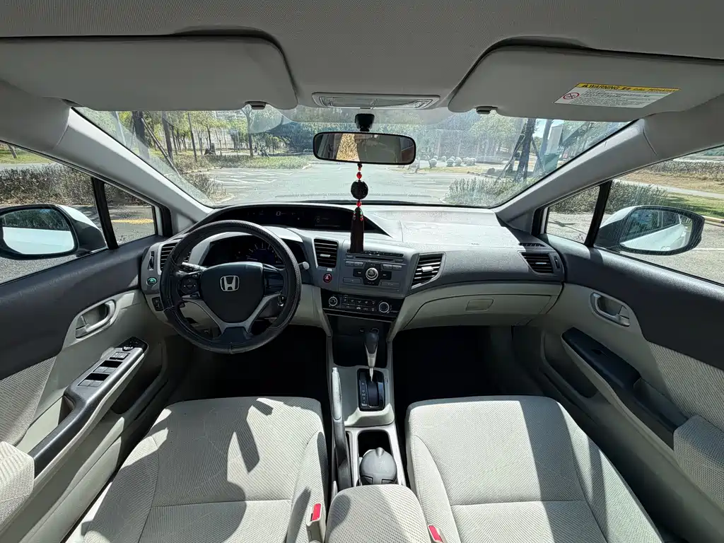 Honda Civic — миниатюра 7