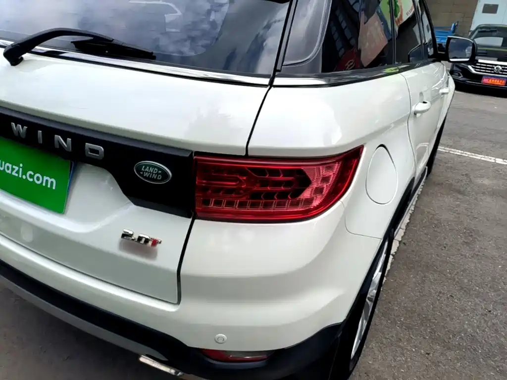 Landwind Landwind X7 — миниатюра 8