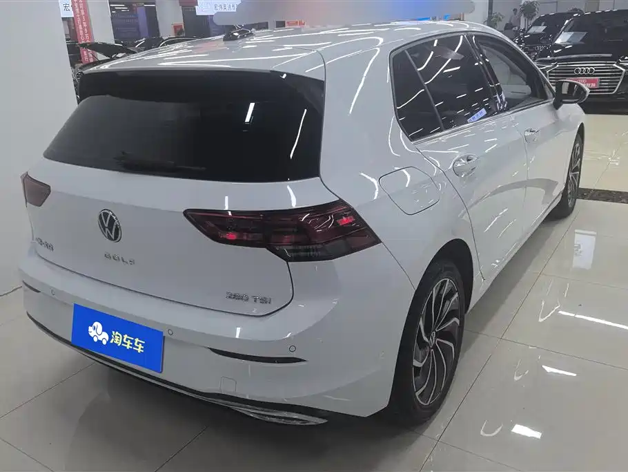 Volkswagen Golf 2023 280TSI DSG Pro