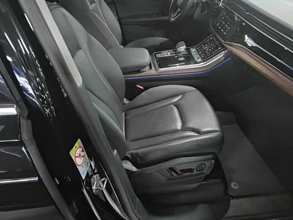 Audi Q7 — миниатюра 25