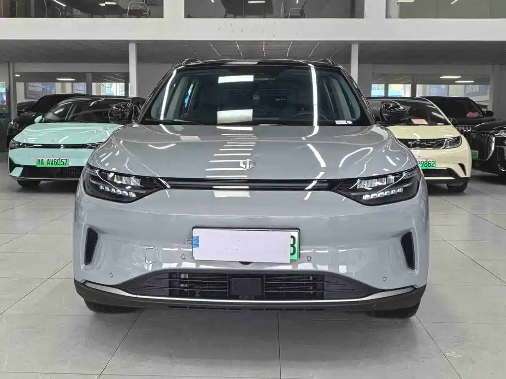 Leapmotor Leapmotor C11 — миниатюра 2