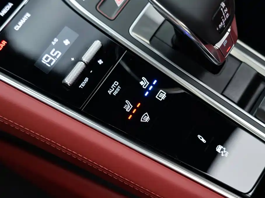 Porsche Panamera — миниатюра 22