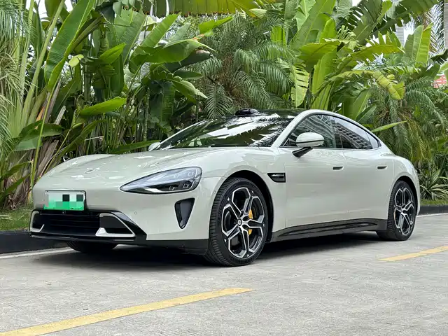 XIAOMI CAR XIAOMI SU7 2024