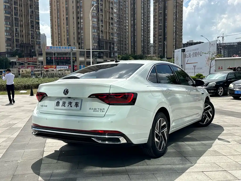 Volkswagen Sagitar — миниатюра 7