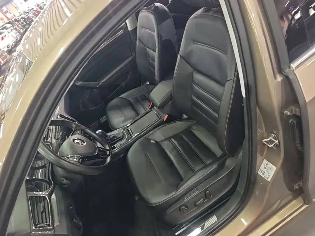 Volkswagen Passat — миниатюра 15