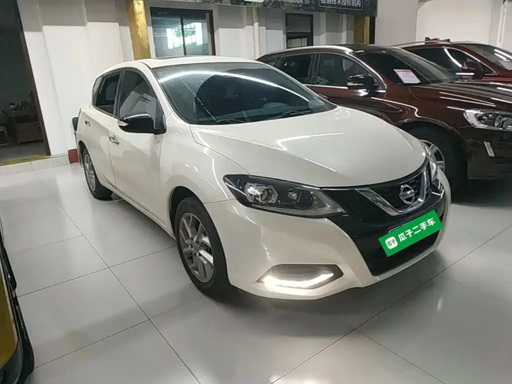 Nissan Tiida — миниатюра 4