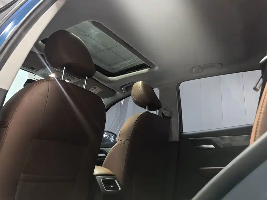 Geely Vision X6 — миниатюра 9