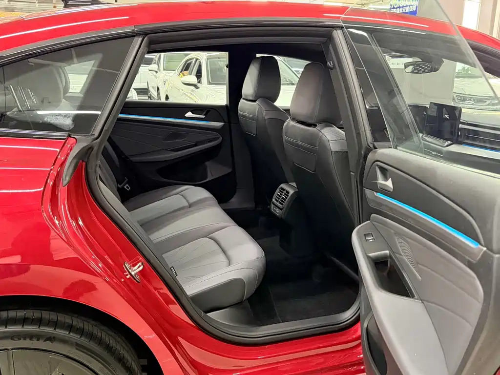 Volkswagen Lamando — миниатюра 13