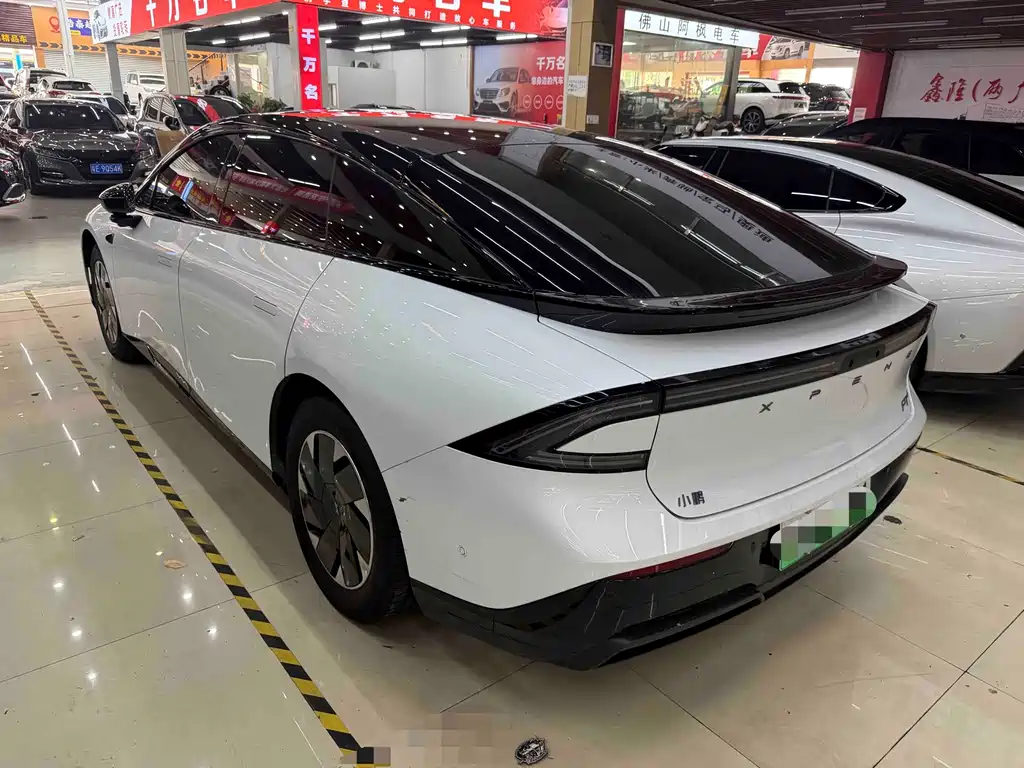 Xpeng P7 + 2024 Max