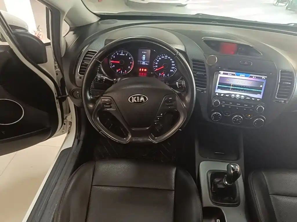 Kia K3 — миниатюра 11