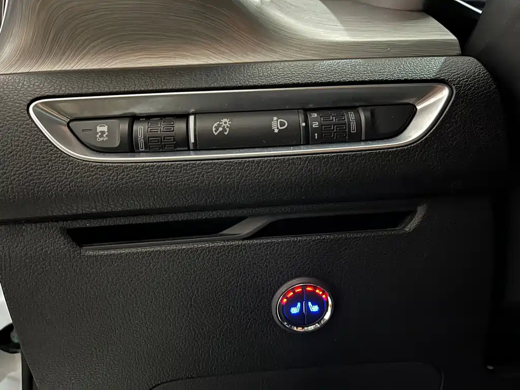 GEELY AUTOMOBILE BINYUE