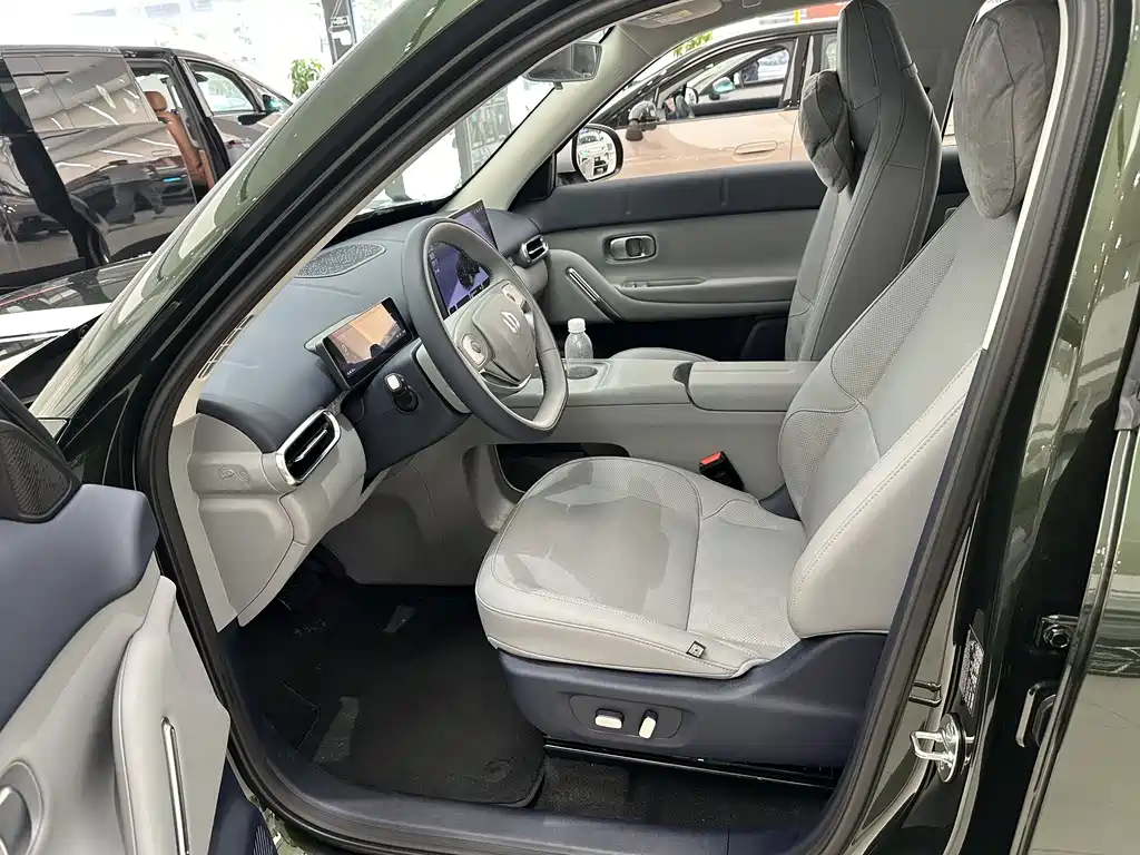 Leapmotor Leapmotor A10 — миниатюра 6
