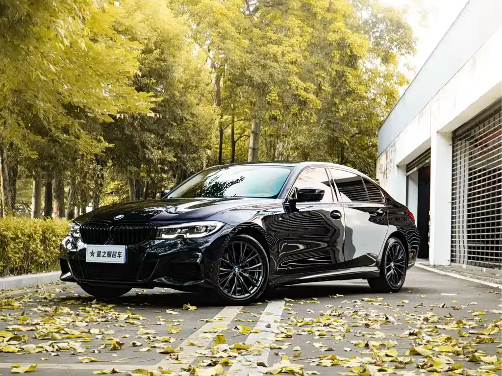 BMW 3 Series 2021