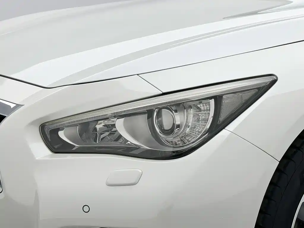 Infiniti Q50L — миниатюра 26