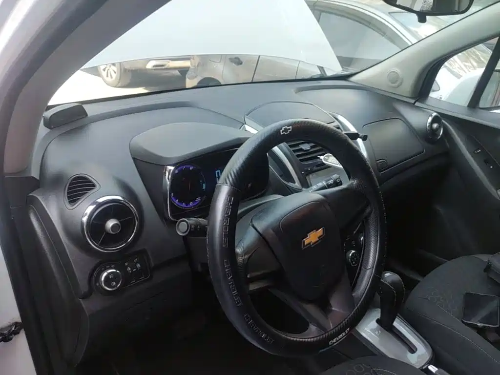 Chevrolet Trax — миниатюра 10