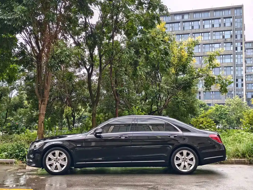 Mercedes-Benz S-Class — миниатюра 5