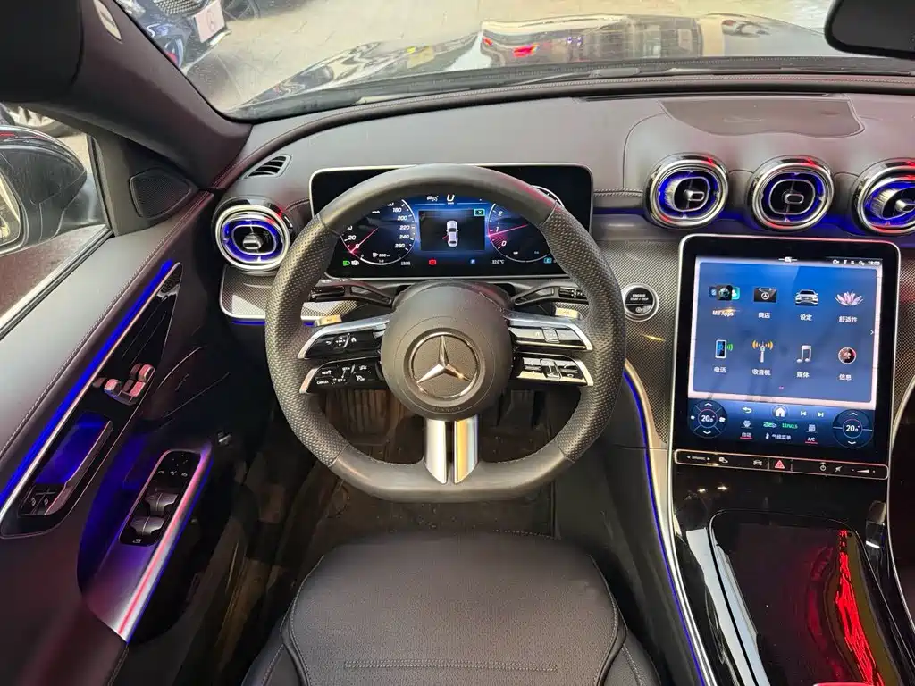 Mercedes-Benz C-Class — миниатюра 4