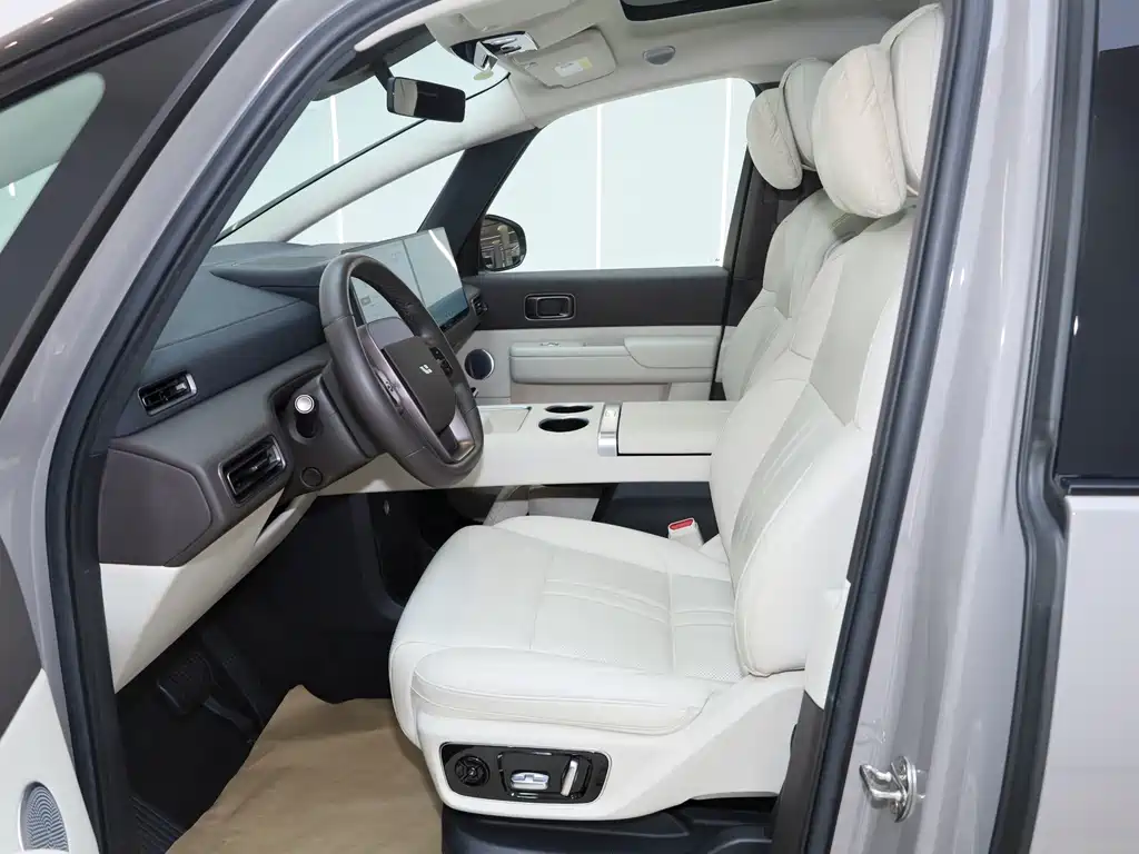 Li Auto Li MEGA — миниатюра 25