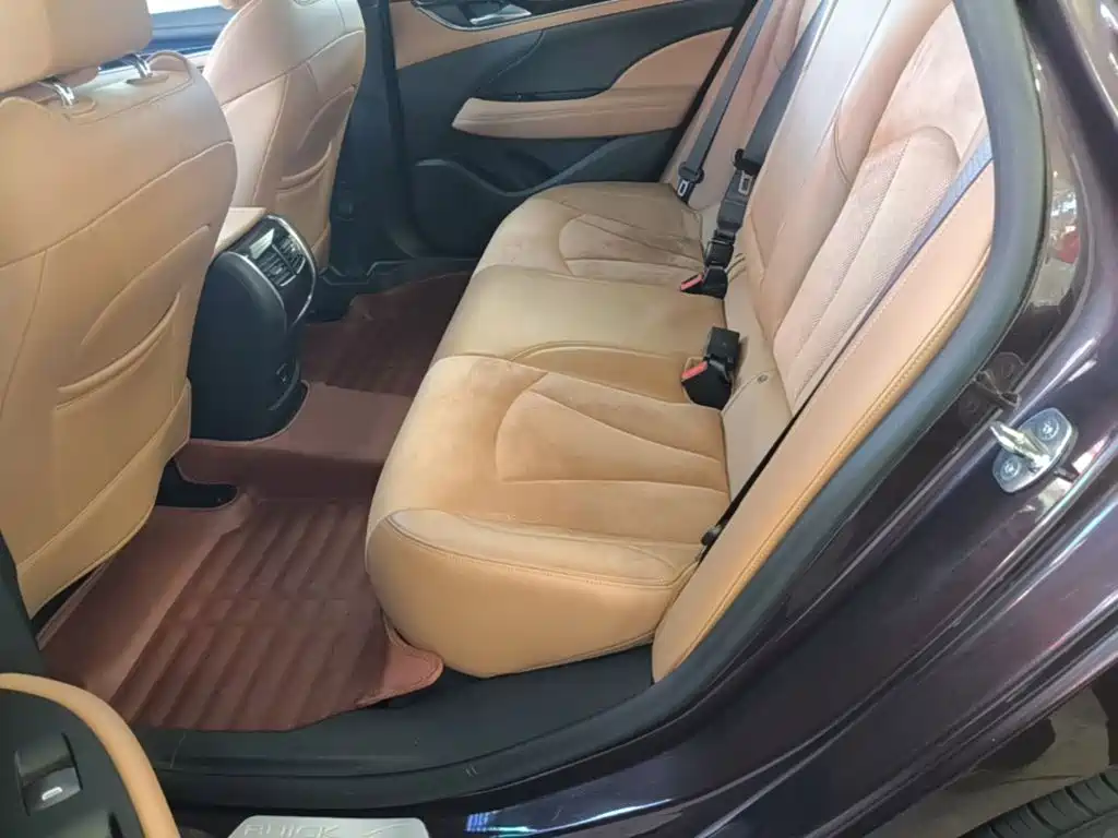 Buick LaCrosse — миниатюра 17