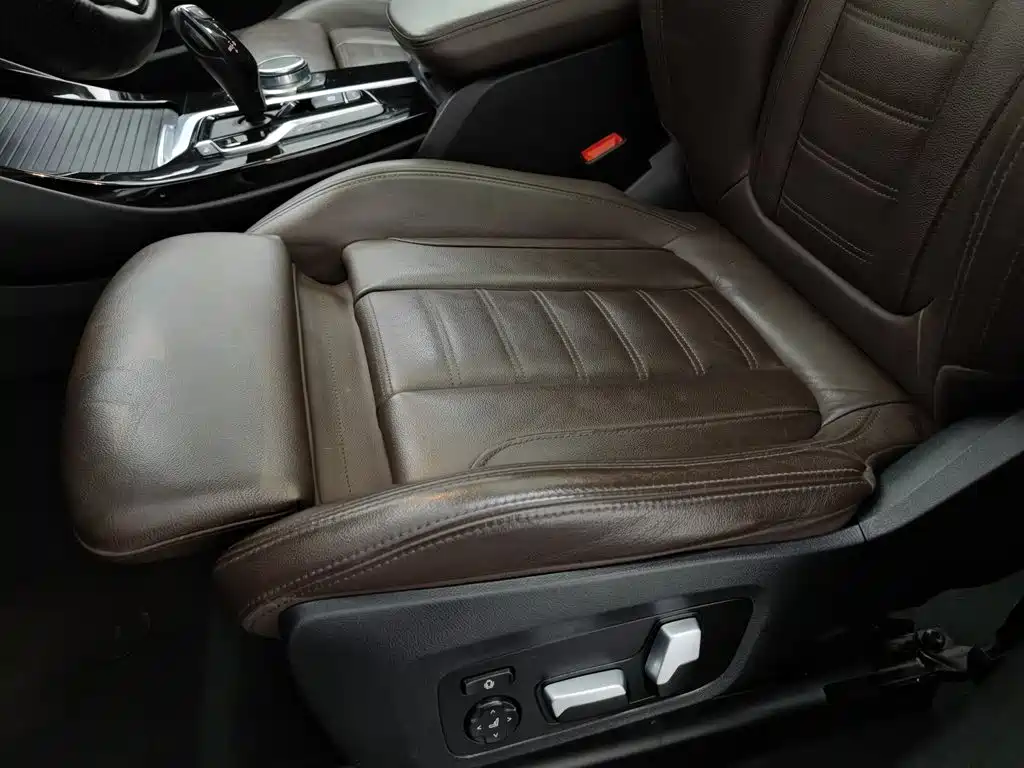 BMW X3 — миниатюра 20