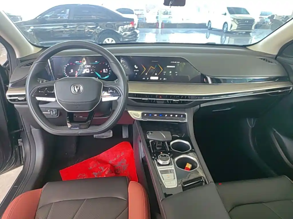 Changan Eado — миниатюра 10