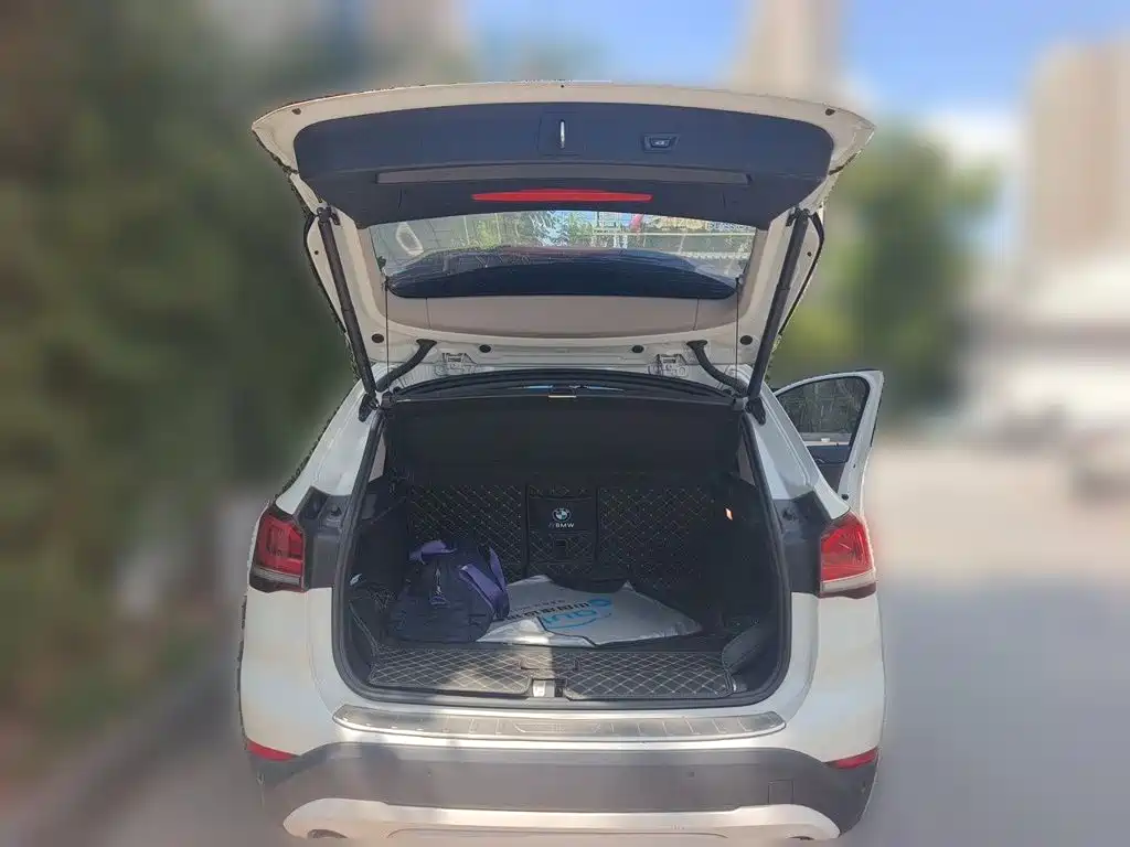 BMW X1 — миниатюра 20
