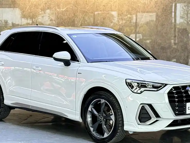 Audi Q3 2023 35 TFSI Fashion (1.5T)