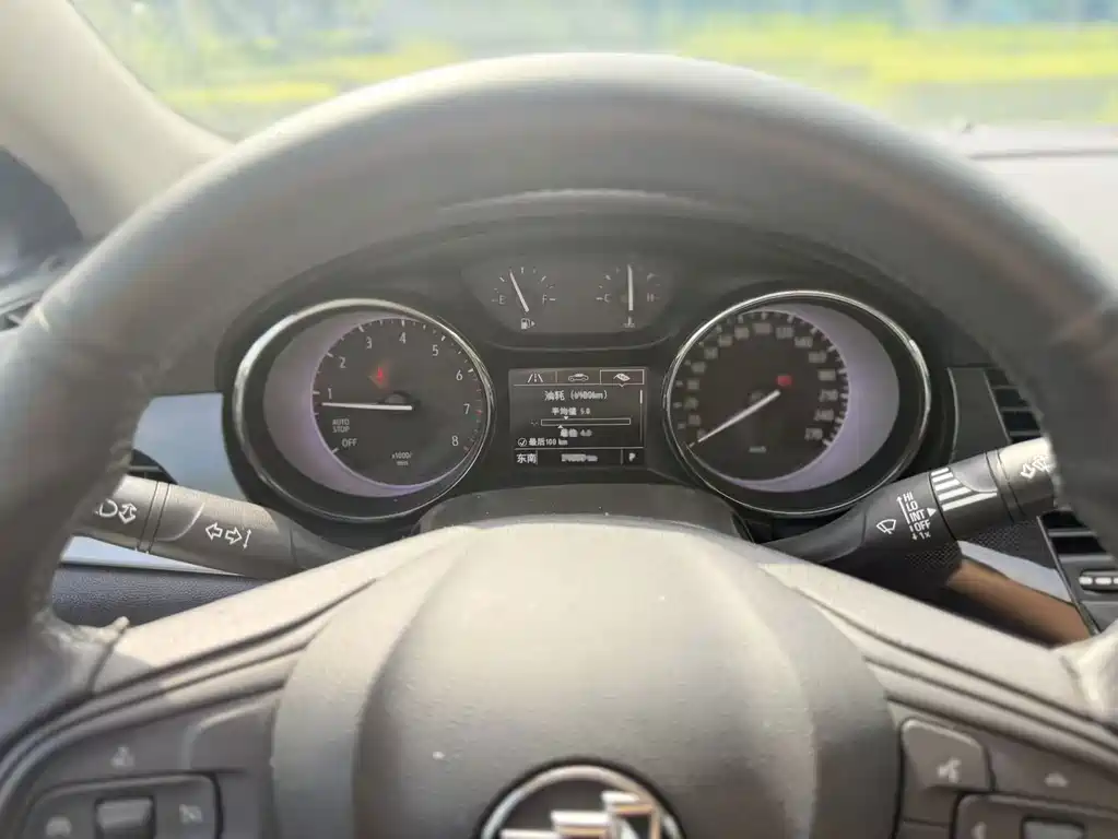 Buick Verano — миниатюра 9