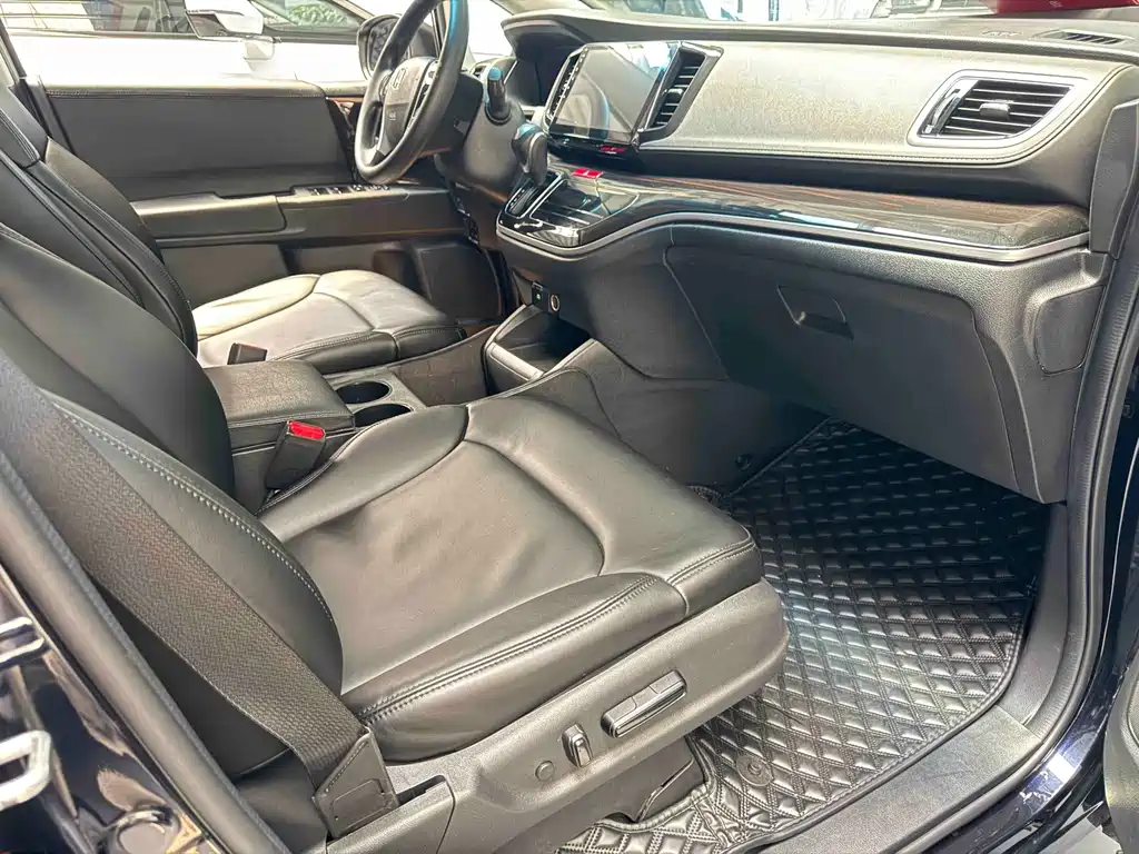 Honda Odyssey — миниатюра 16