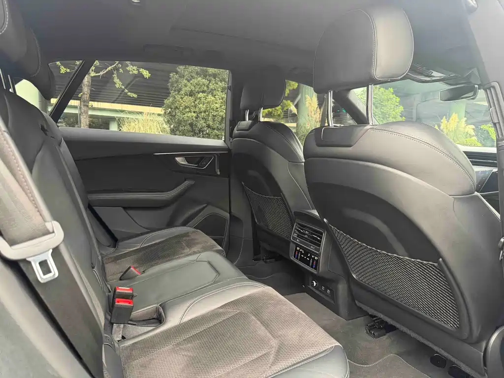 Audi Q8 — миниатюра 13