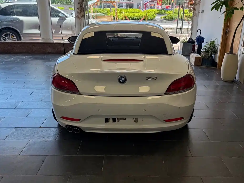 BMW Z4 2013 sDrive20i Lead