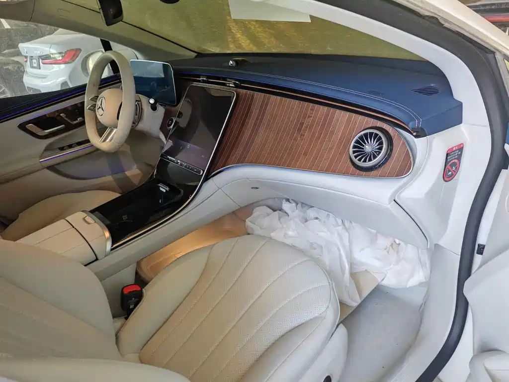 Mercedes-Benz EQE — миниатюра 7